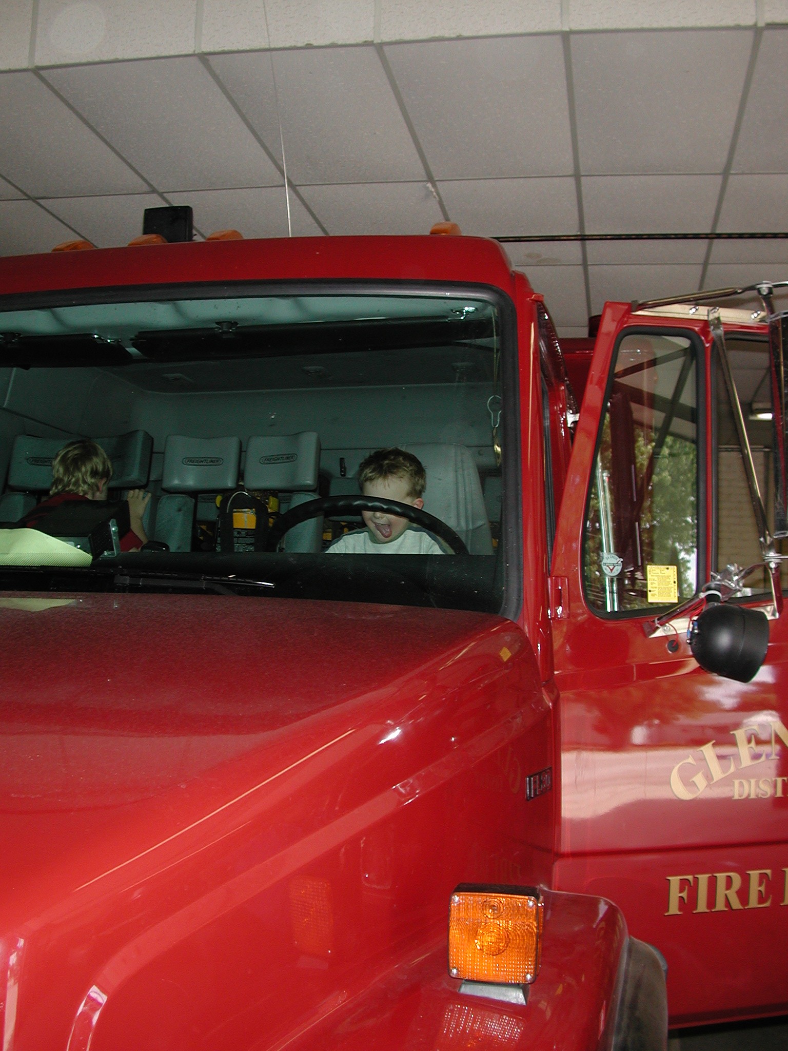 DSCN4883.JPG, 656123 bytes, 12/26/02