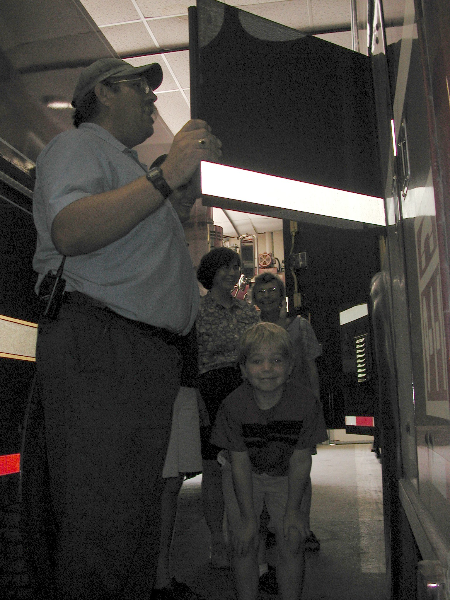 DSCN4887.JPG, 869645 bytes, 12/26/02