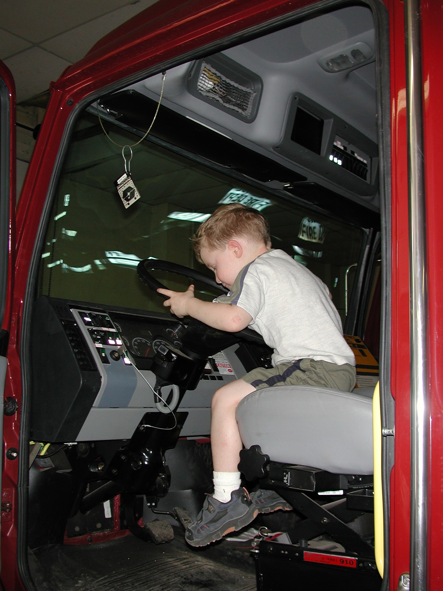 DSCN4891.JPG, 675114 bytes, 12/26/02