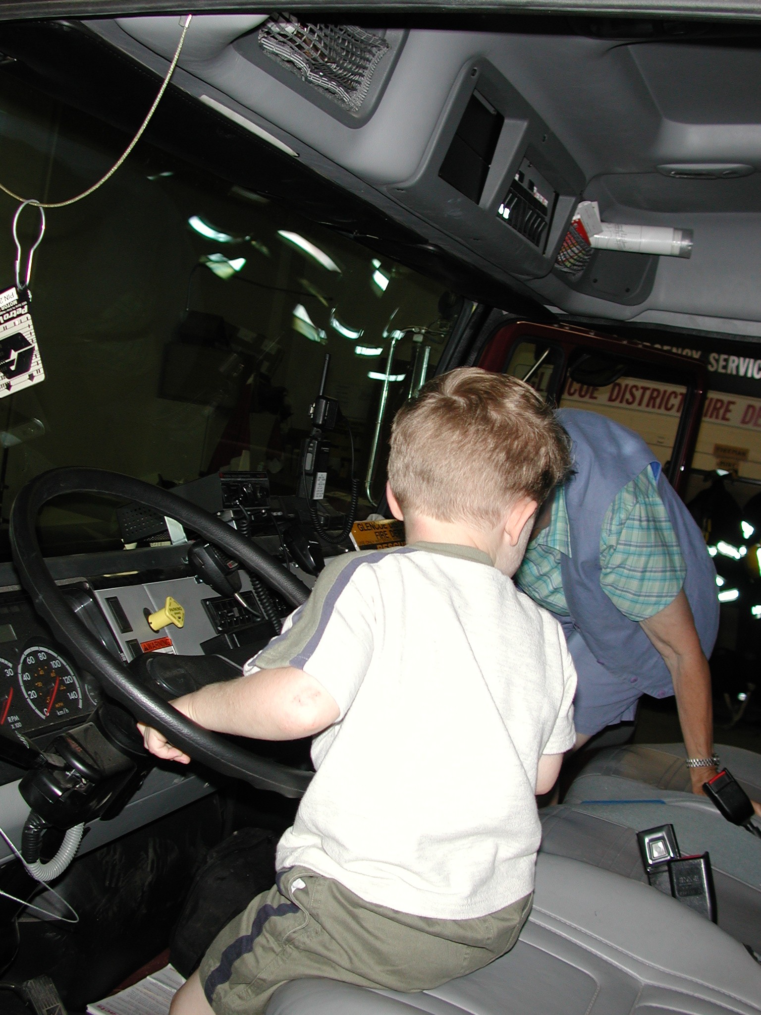 DSCN4893.JPG, 652157 bytes, 12/26/02