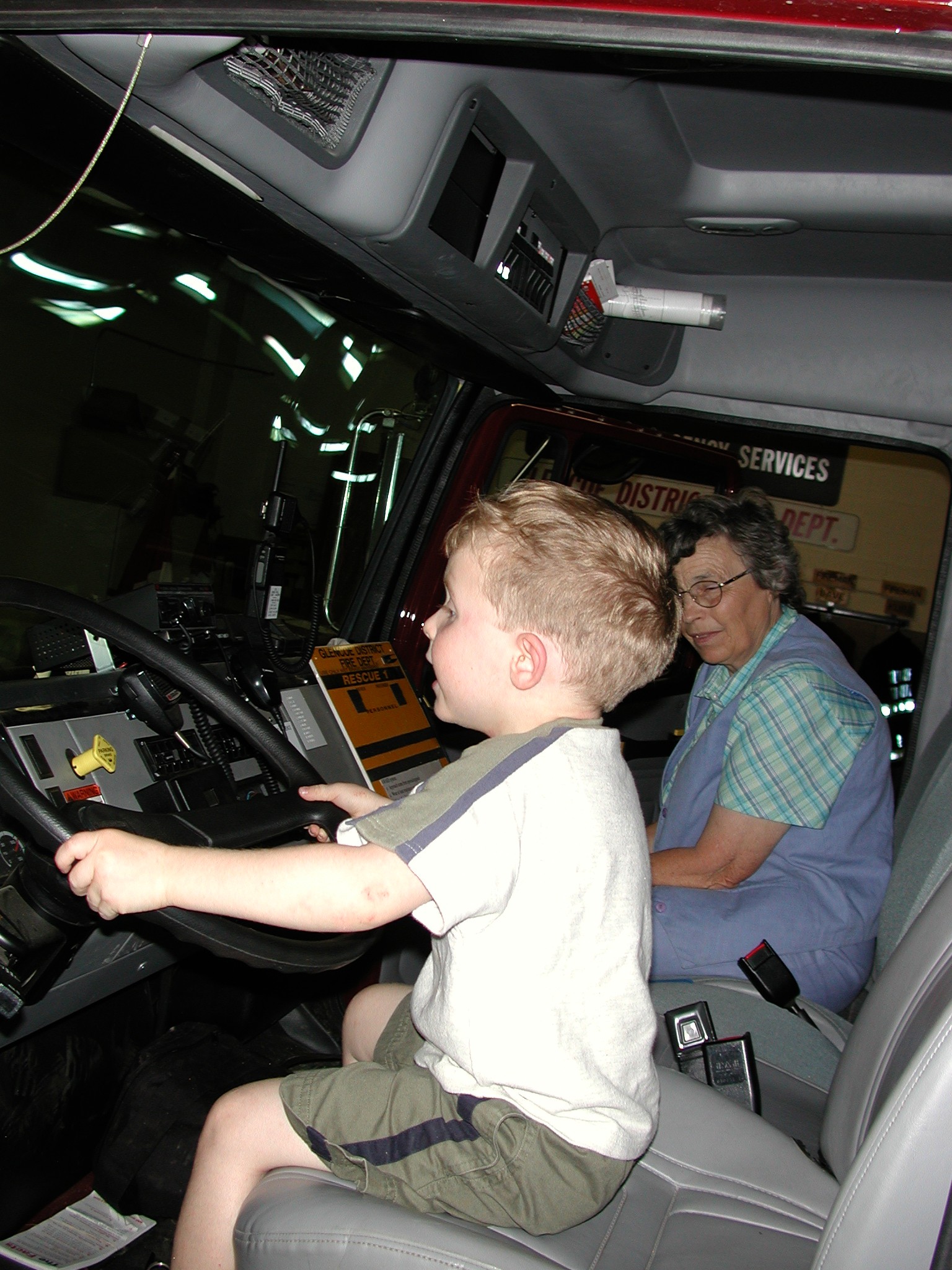 DSCN4895.JPG, 646367 bytes, 12/26/02