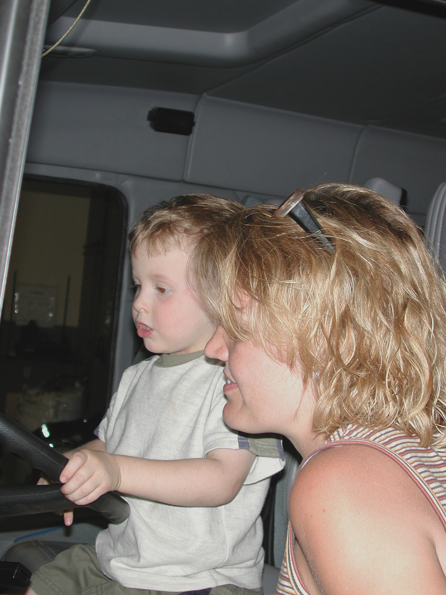 DSCN4901.JPG, 643495 bytes, 12/26/02