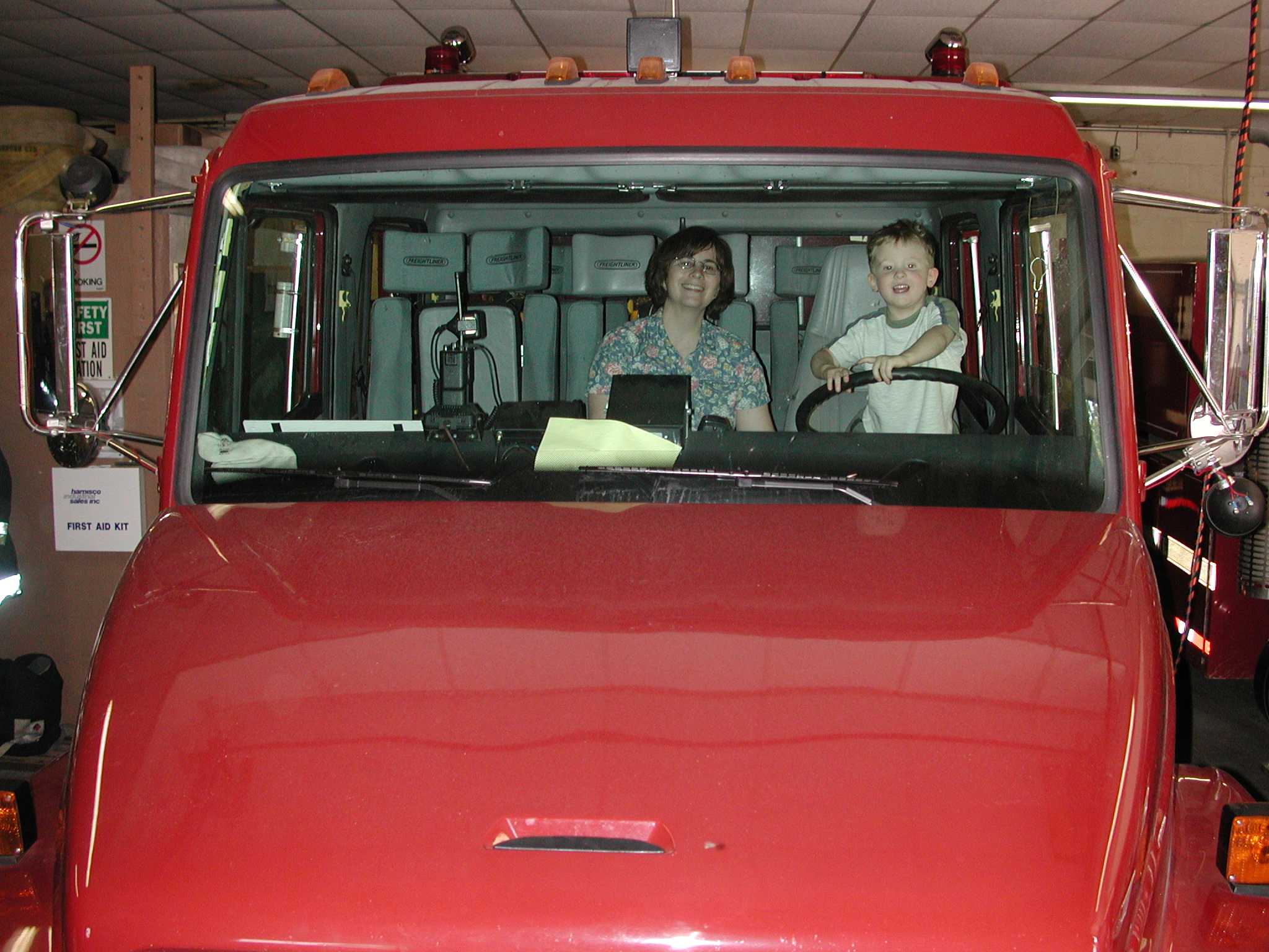 DSCN4912.JPG, 1177601 bytes, 8/27/02