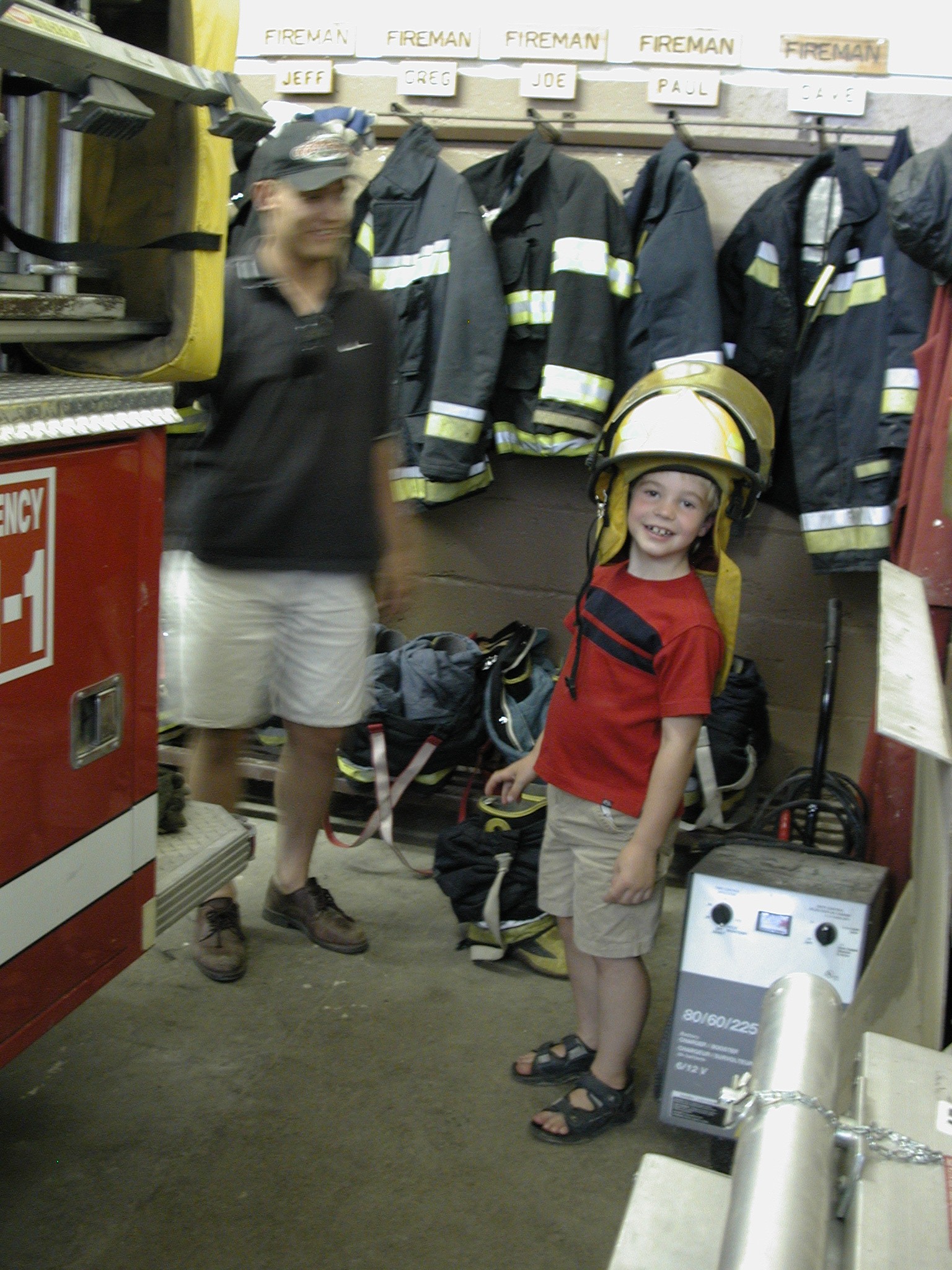 DSCN4918.JPG, 771445 bytes, 12/26/02