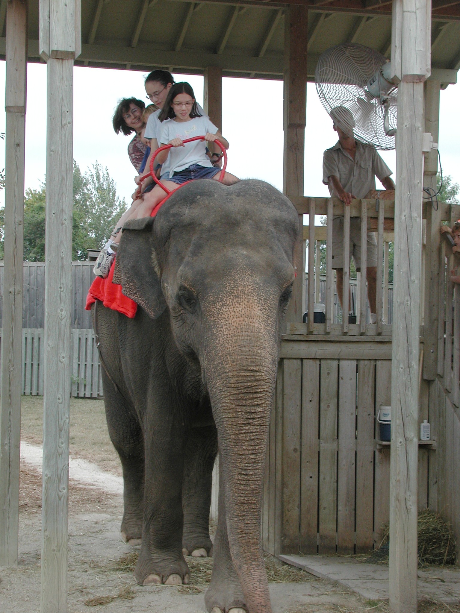 DSCN5008.JPG, 755662 bytes, 12/27/02