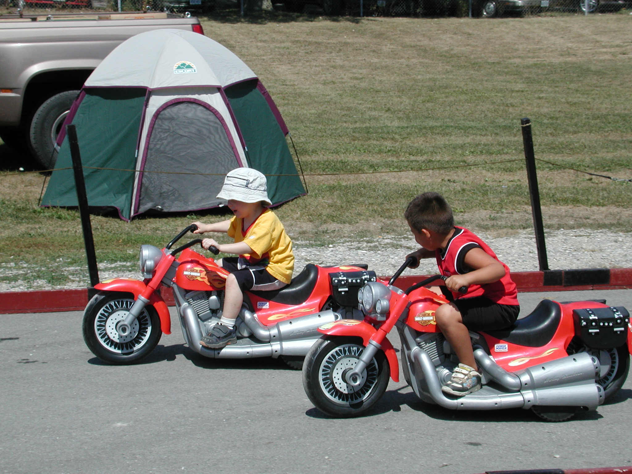 DSCN5077.JPG, 1010203 bytes, 8/31/02