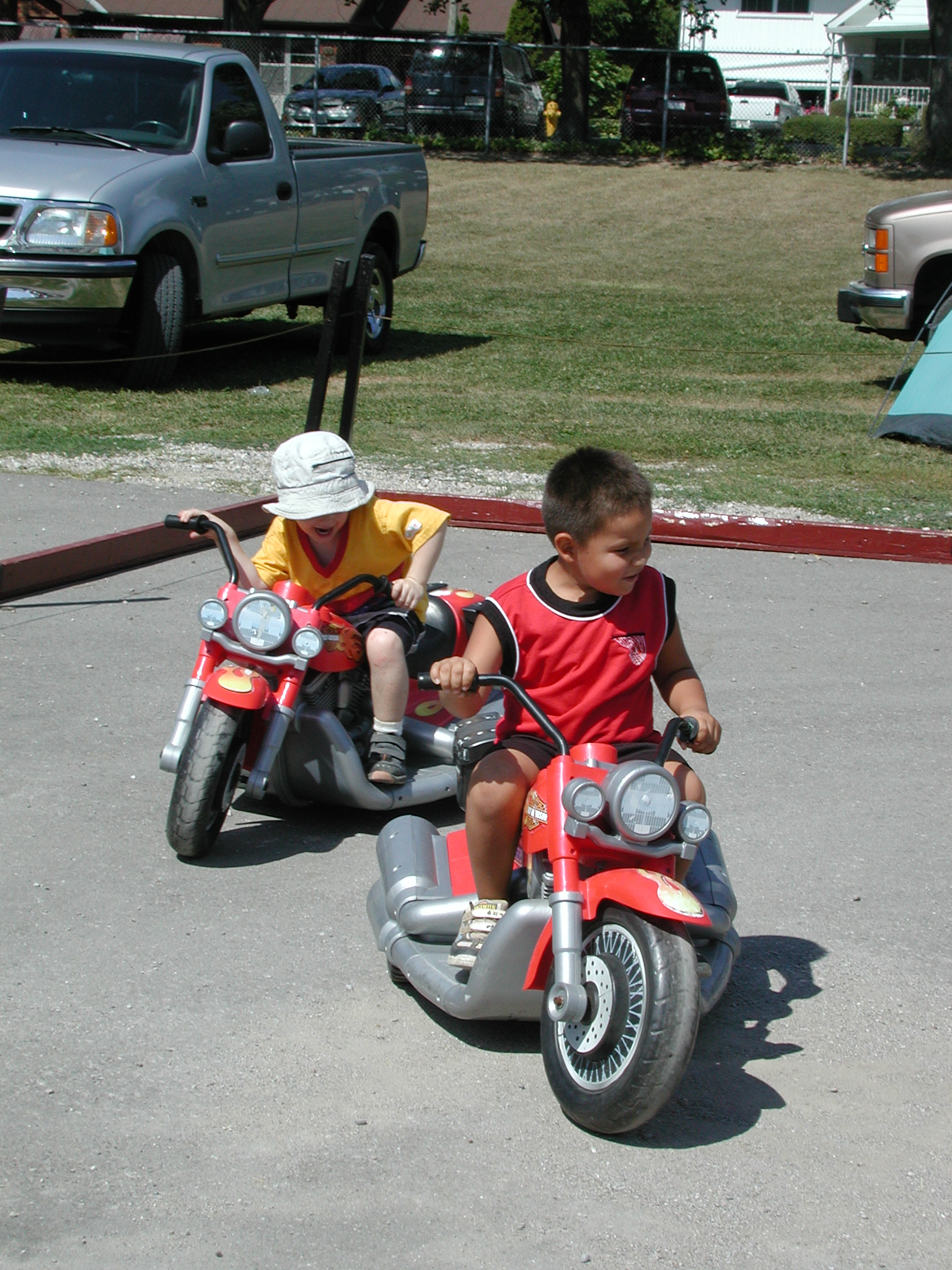 DSCN5079.JPG, 1053132 bytes, 8/31/02