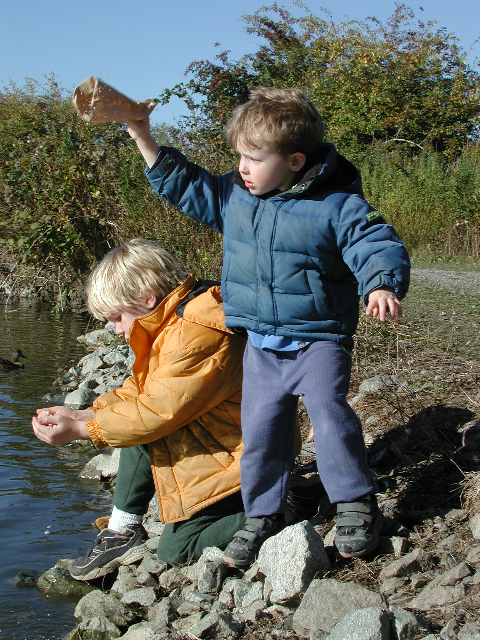 DSCN5372.JPG, 1112026 bytes, 10/14/02