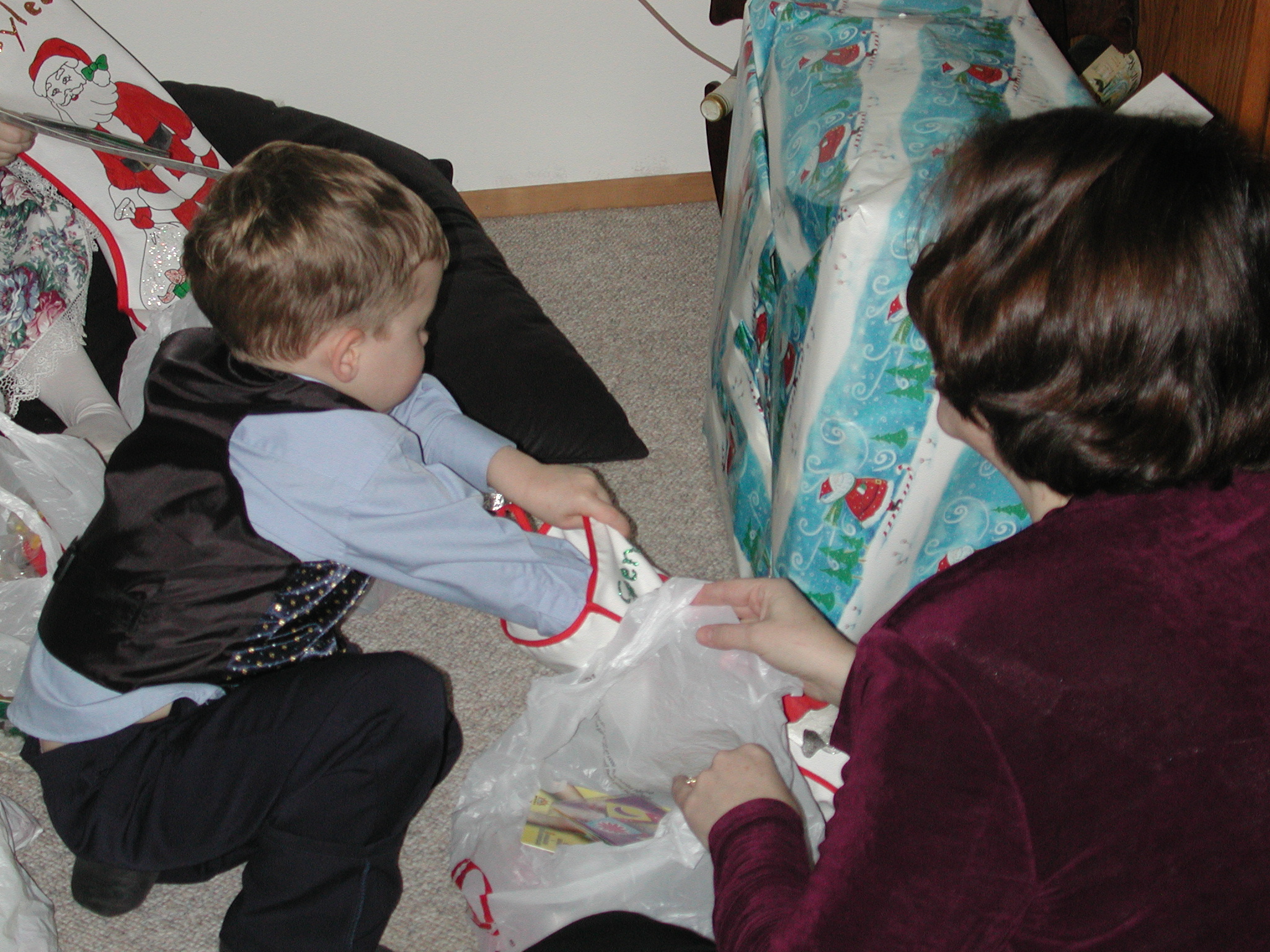 DSCN5782.JPG, 1217173 bytes, 12/24/02