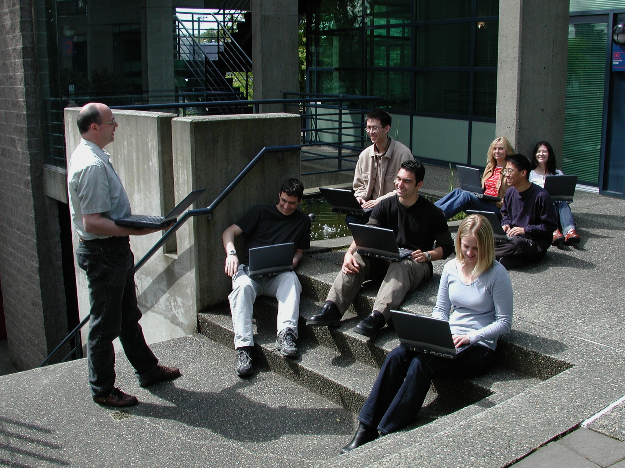 DSCN3289.JPG, 830393 bytes, 5/18/02