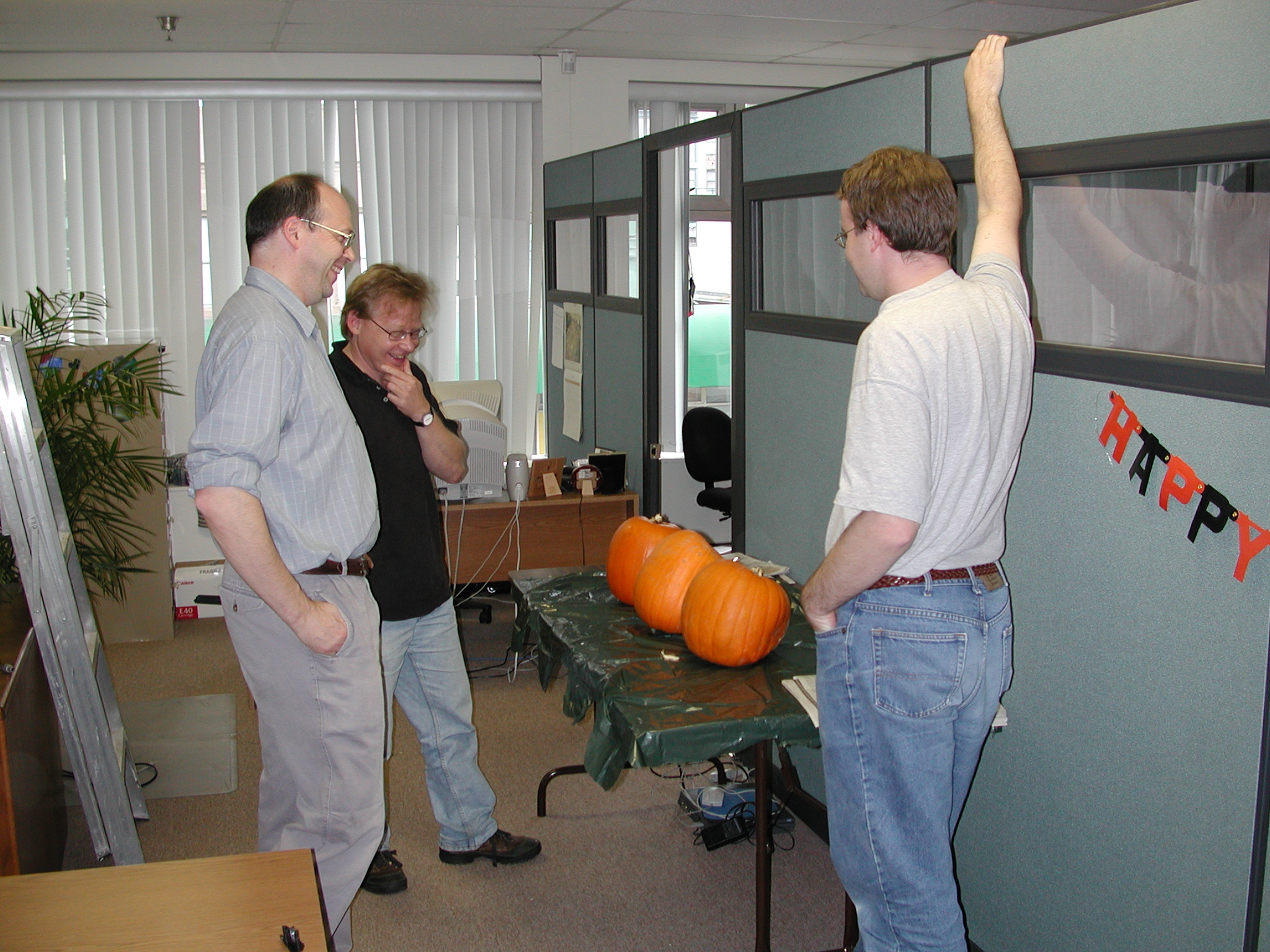 DSCN5423.JPG, 1044429 bytes, 10/25/02
