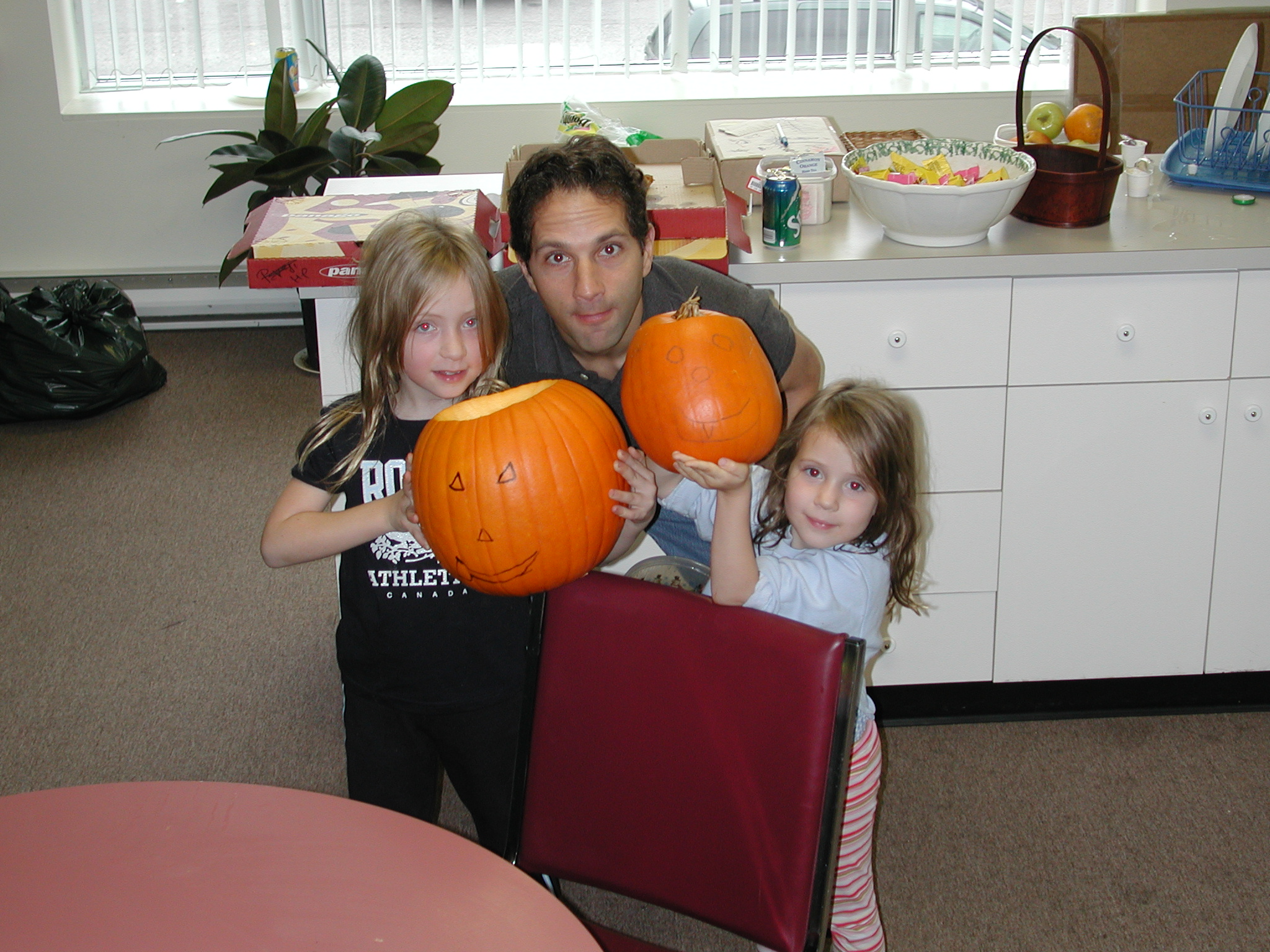 DSCN5429.JPG, 1084310 bytes, 10/25/02